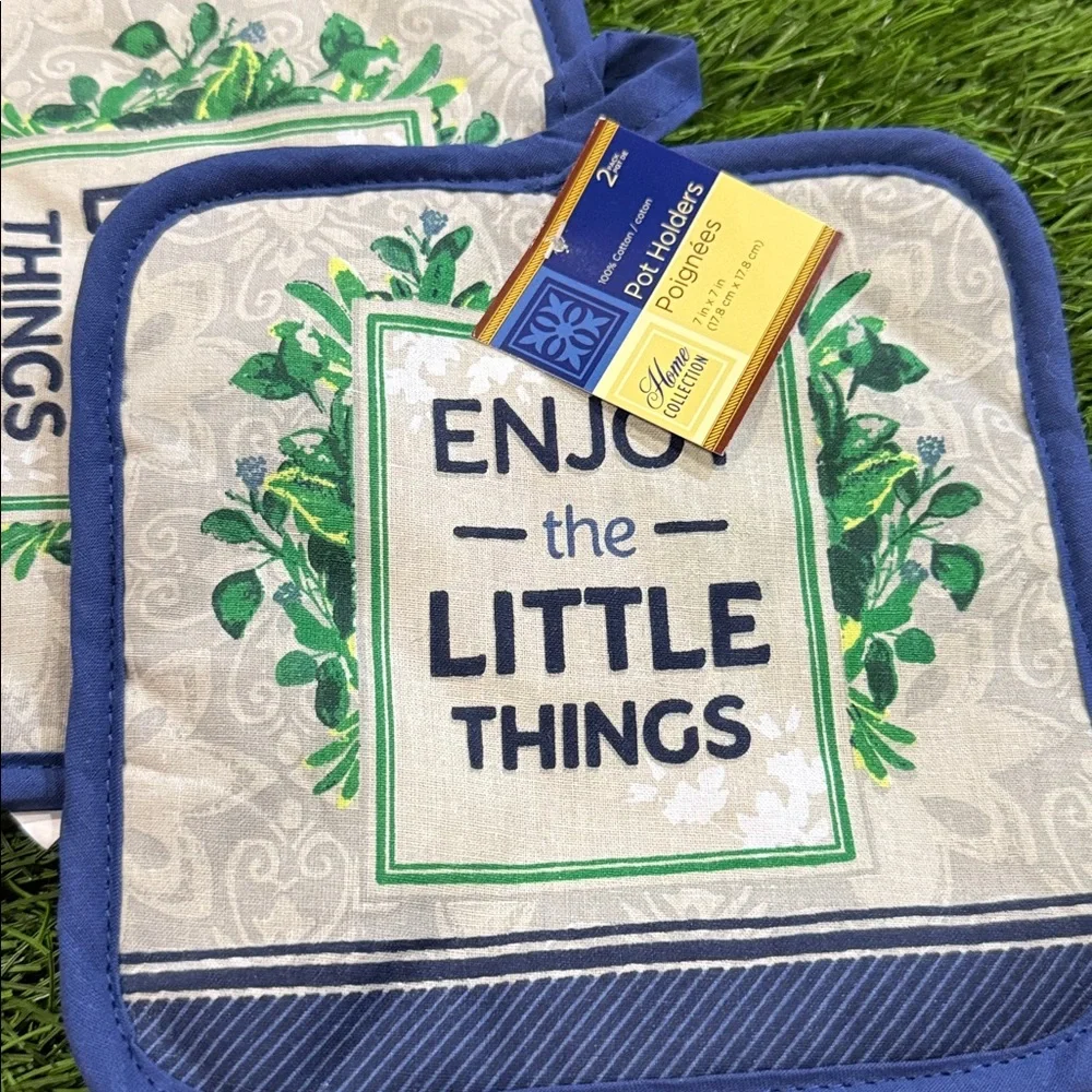 Enjoy the Little Things - PotHolders - Set of 2